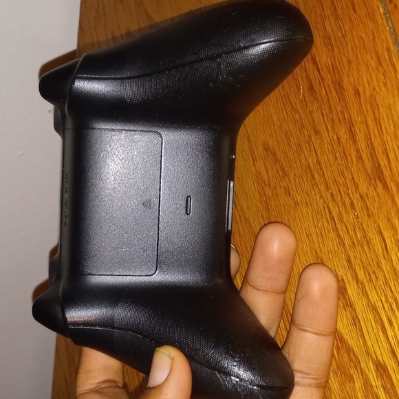 Xbox controller - Picture 3 of 3